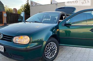 Хэтчбек Volkswagen Golf 1998 в Киеве