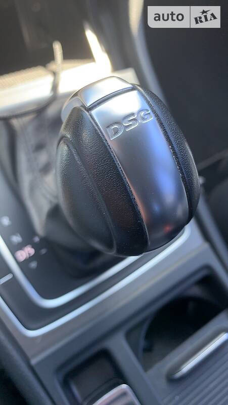 Хетчбек Volkswagen Golf 2013 в Києві