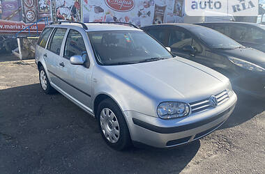 Универсал Volkswagen Golf 2003 в Ровно