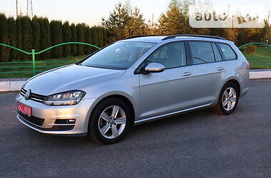 Универсал Volkswagen Golf 2016 в Луцке