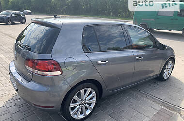 Хетчбек Volkswagen Golf 2011 в Луцьку