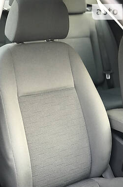 Хэтчбек Volkswagen Golf 2004 в 