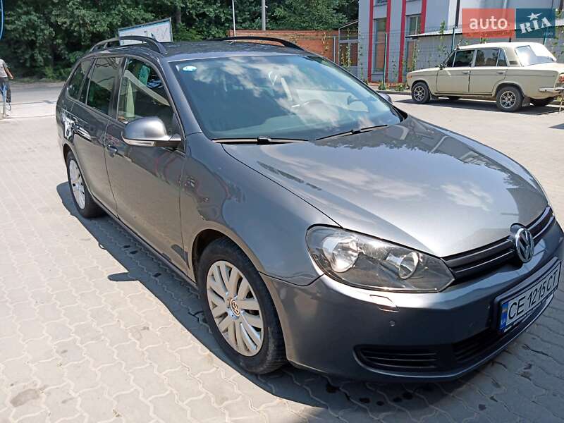 Универсал Volkswagen Golf 2010 в Черновцах