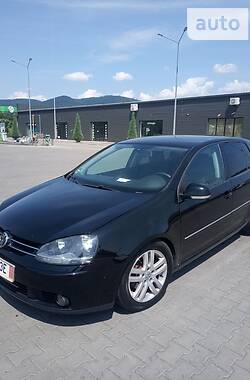 Хэтчбек Volkswagen Golf 2008 в Ужгороде