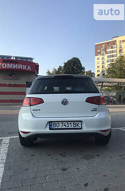 Хетчбек Volkswagen Golf 2014 в Тернополі