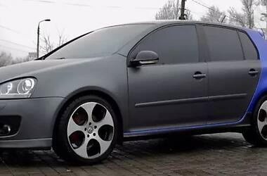 Хэтчбек Volkswagen Golf 2006 в Сумах