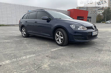 Универсал Volkswagen Golf 2014 в Львове