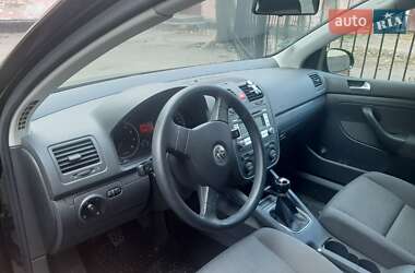Хэтчбек Volkswagen Golf 2006 в Ананьеве