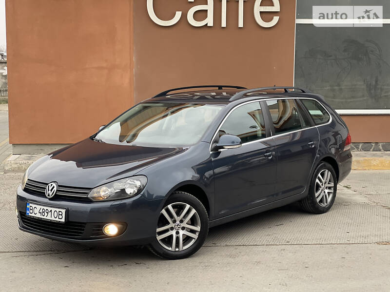 Универсал Volkswagen Golf 2010 в 