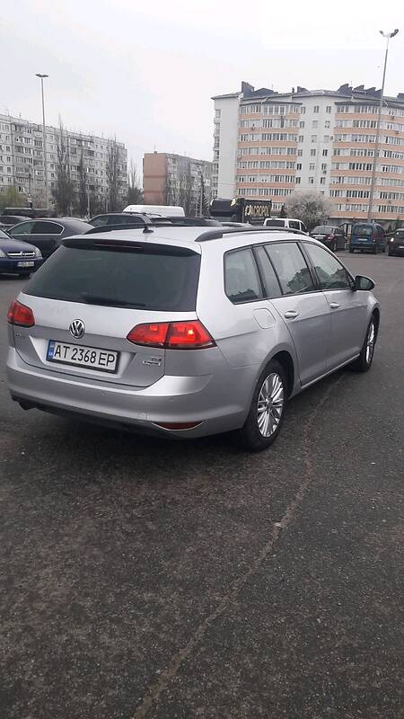 Универсал Volkswagen Golf 2015 в Ивано-Франковске