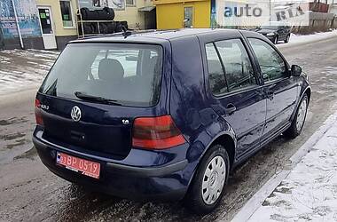 Хэтчбек Volkswagen Golf 2002 в Чернигове