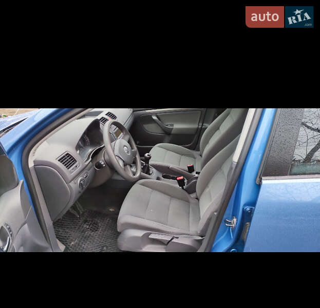 Хетчбек Volkswagen Golf 2004 в Подільську