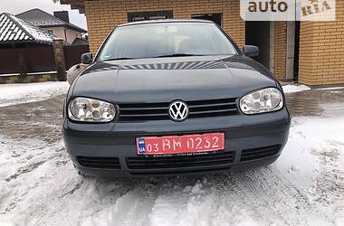 Хэтчбек Volkswagen Golf 2000 в Ровно