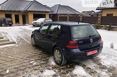 Хэтчбек Volkswagen Golf 2000 в Ровно