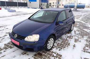 Хетчбек Volkswagen Golf 2005 в Сарнах