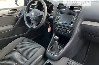 Хетчбек Volkswagen Golf 2010 в Луцьку