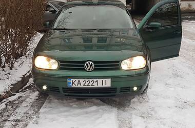 Хетчбек Volkswagen Golf 2003 в Києві