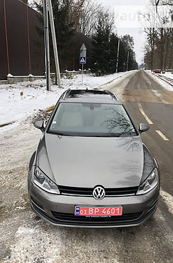 Универсал Volkswagen Golf 2014 в 