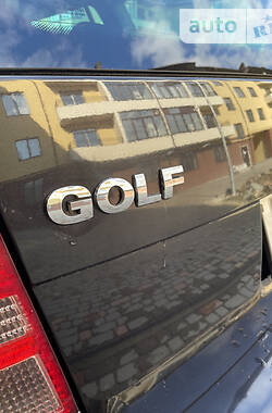 Универсал Volkswagen Golf 2003 в Богородчанах