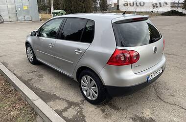 Хэтчбек Volkswagen Golf 2007 в Черновцах