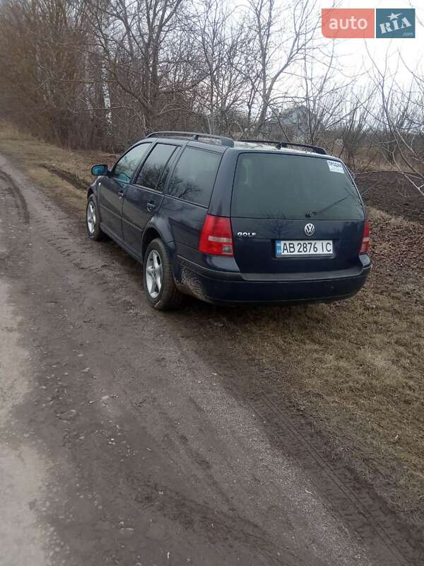Універсал Volkswagen Golf 2003 в Бару