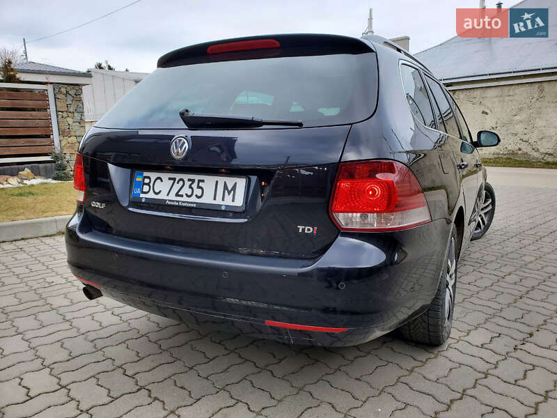 Универсал Volkswagen Golf 2012 в Стрые