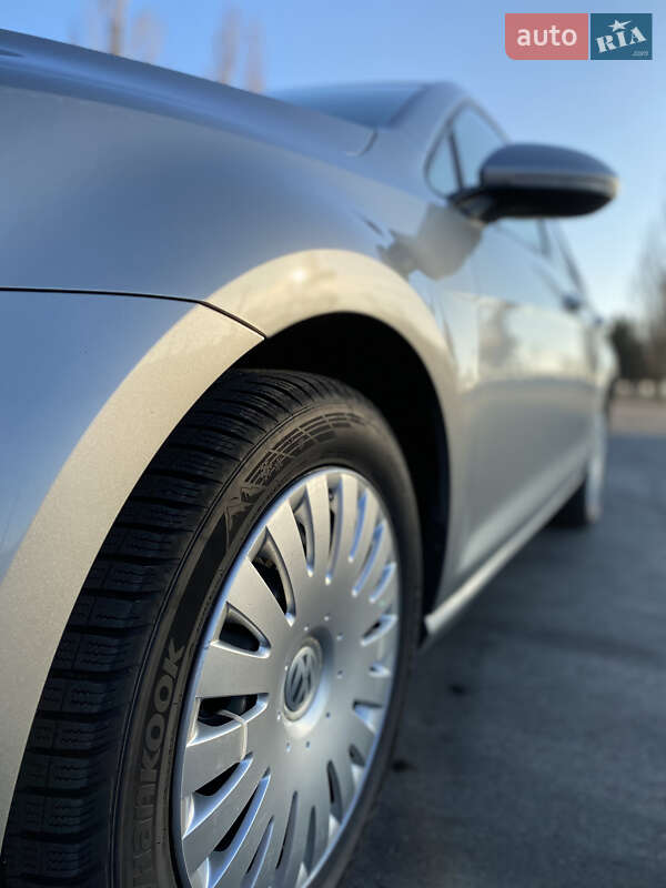 Универсал Volkswagen Golf 2014 в Измаиле