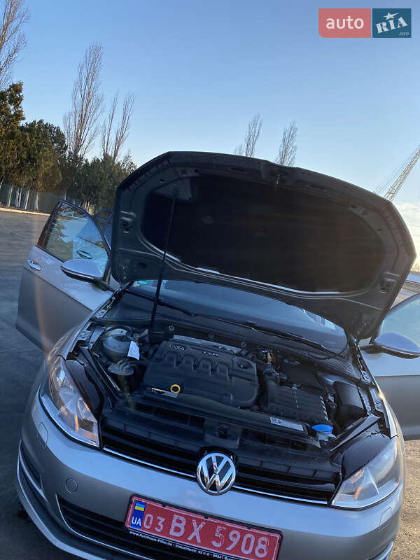 Универсал Volkswagen Golf 2014 в Измаиле
