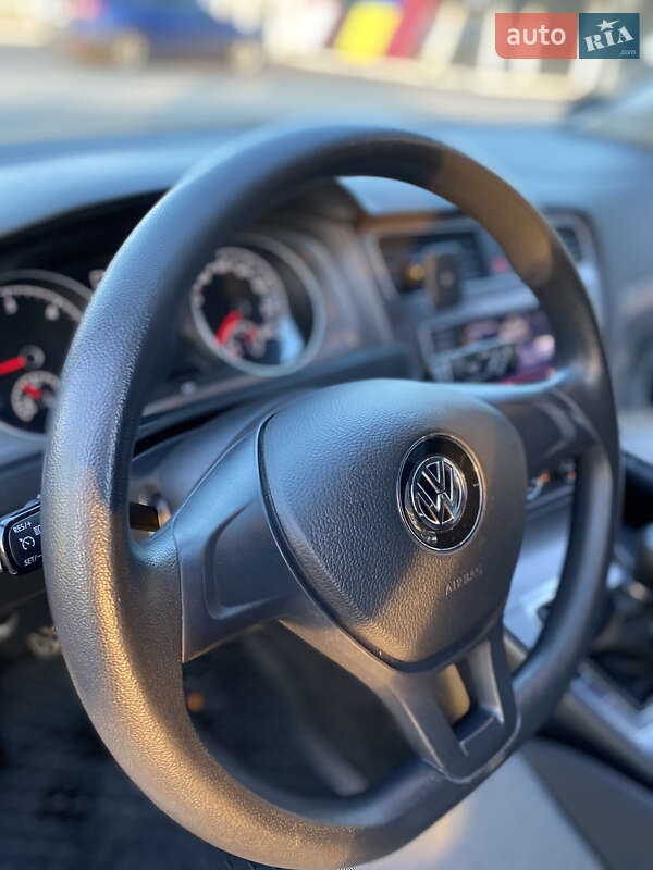 Универсал Volkswagen Golf 2014 в Измаиле