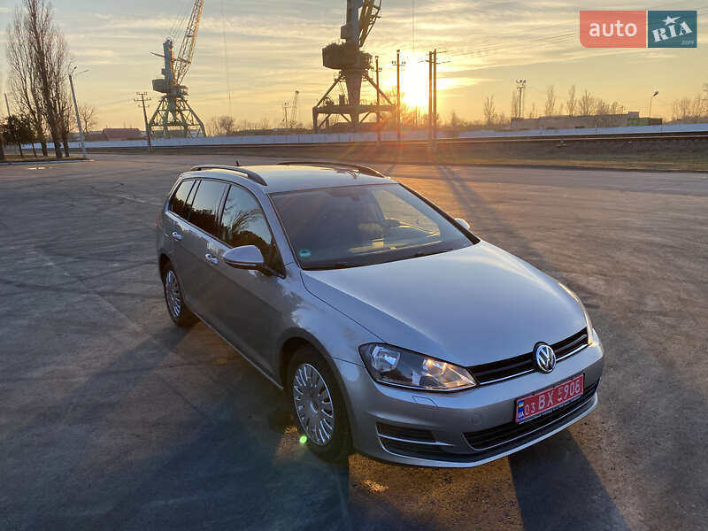 Универсал Volkswagen Golf 2014 в Измаиле