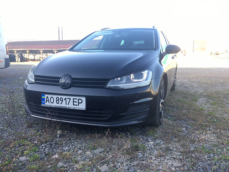 Універсал Volkswagen Golf 2014 в Мукачевому