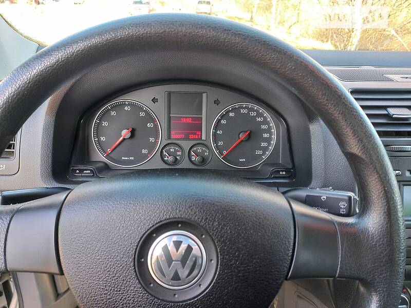 Хетчбек Volkswagen Golf 2006 в Шептицькому
