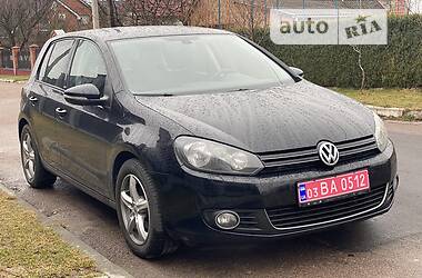 Хэтчбек Volkswagen Golf 2012 в Нововолынске