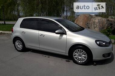 Хетчбек Volkswagen Golf 2011 в Запоріжжі