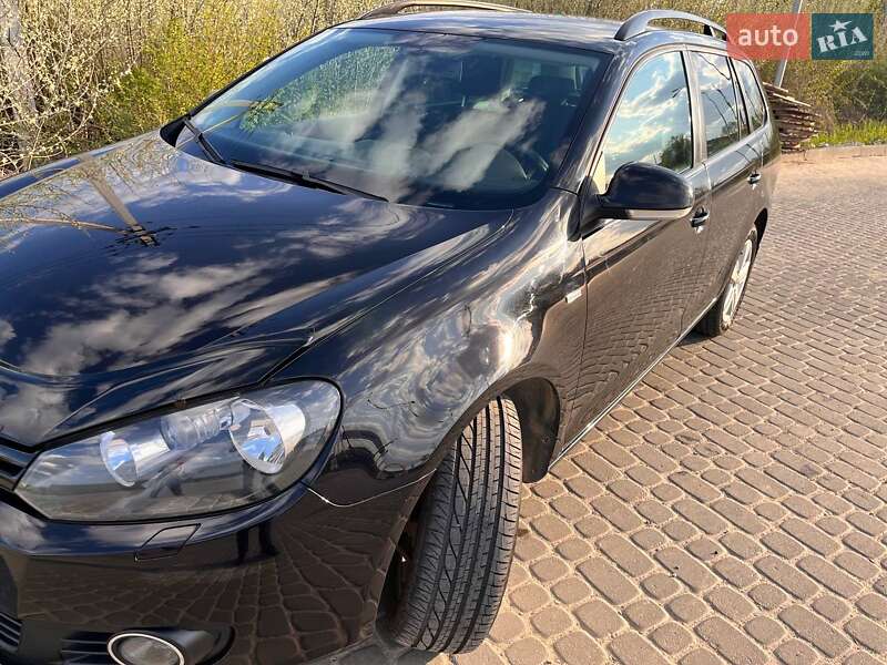 Універсал Volkswagen Golf 2013 в Львові