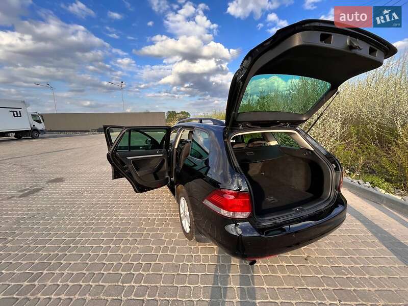 Універсал Volkswagen Golf 2013 в Львові