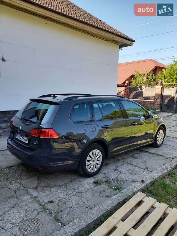 Универсал Volkswagen Golf 2016 в Мукачево