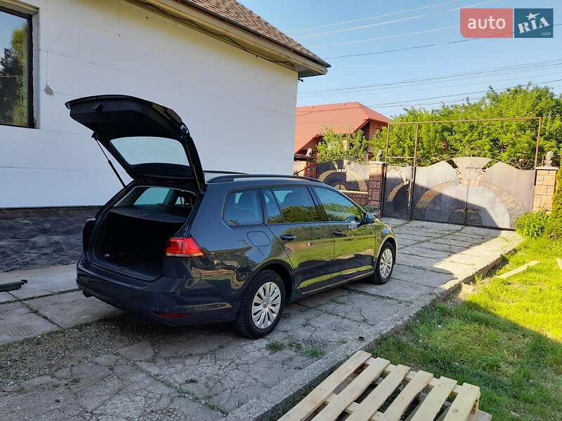 Универсал Volkswagen Golf 2016 в Мукачево