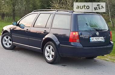 Універсал Volkswagen Golf 2001 в 