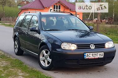 Універсал Volkswagen Golf 2001 в 