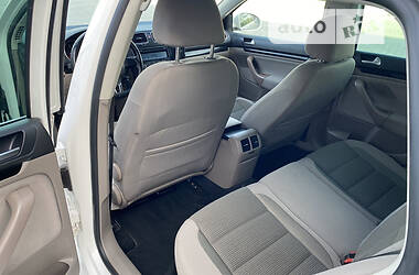 Универсал Volkswagen Golf 2011 в 