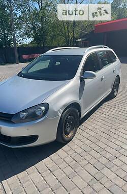 Універсал Volkswagen Golf 2012 в Павлограді