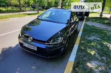 Універсал Volkswagen Golf 2016 в Бучі