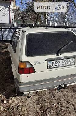 Хетчбек Volkswagen Golf 1986 в Чернівцях