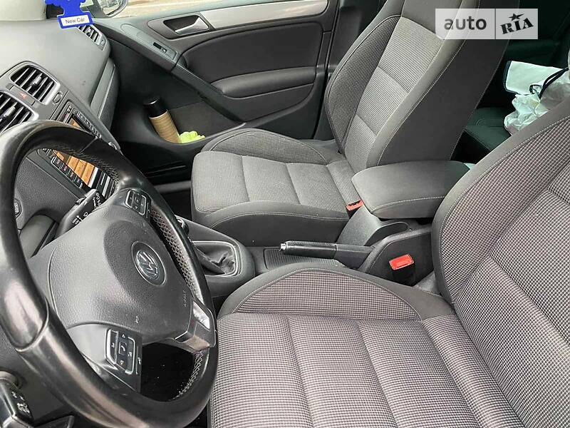 Хэтчбек Volkswagen Golf 2009 в Луцке фото 25 Хэтчбек Volkswagen Golf 2009 в Луцке