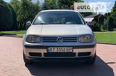 Хэтчбек Volkswagen Golf 1999 в Калуше