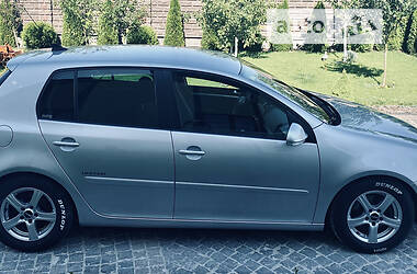 Хэтчбек Volkswagen Golf 2008 в Кременце