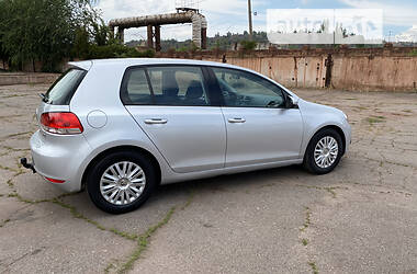 Хетчбек Volkswagen Golf 2010 в Кривому Розі