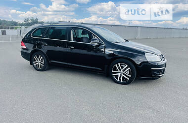 Универсал Volkswagen Golf 2009 в 