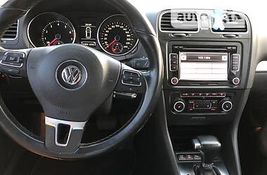 Хетчбек Volkswagen Golf 2010 в Запоріжжі